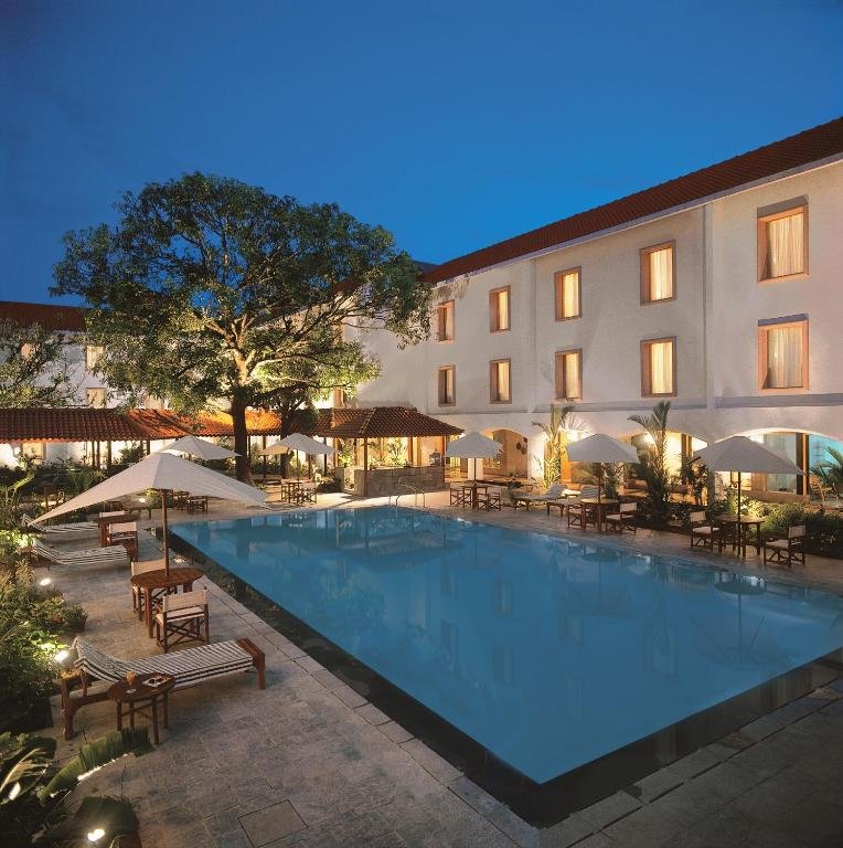 Trident Hotel
