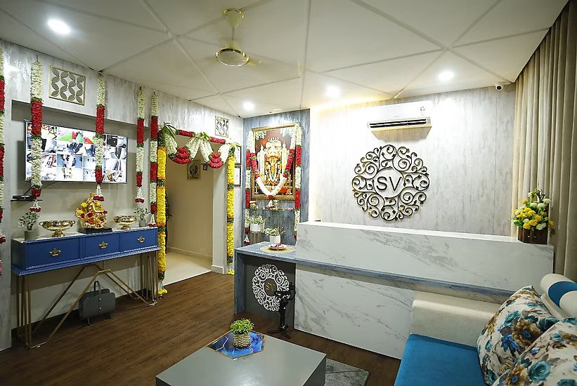SRI VARDHINI INN