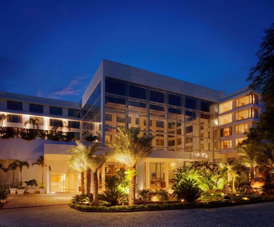 Radisson Blu Plaza Hotel 