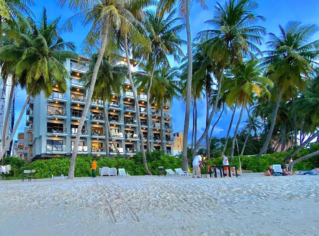 Kaani Grand Seaview Maldives